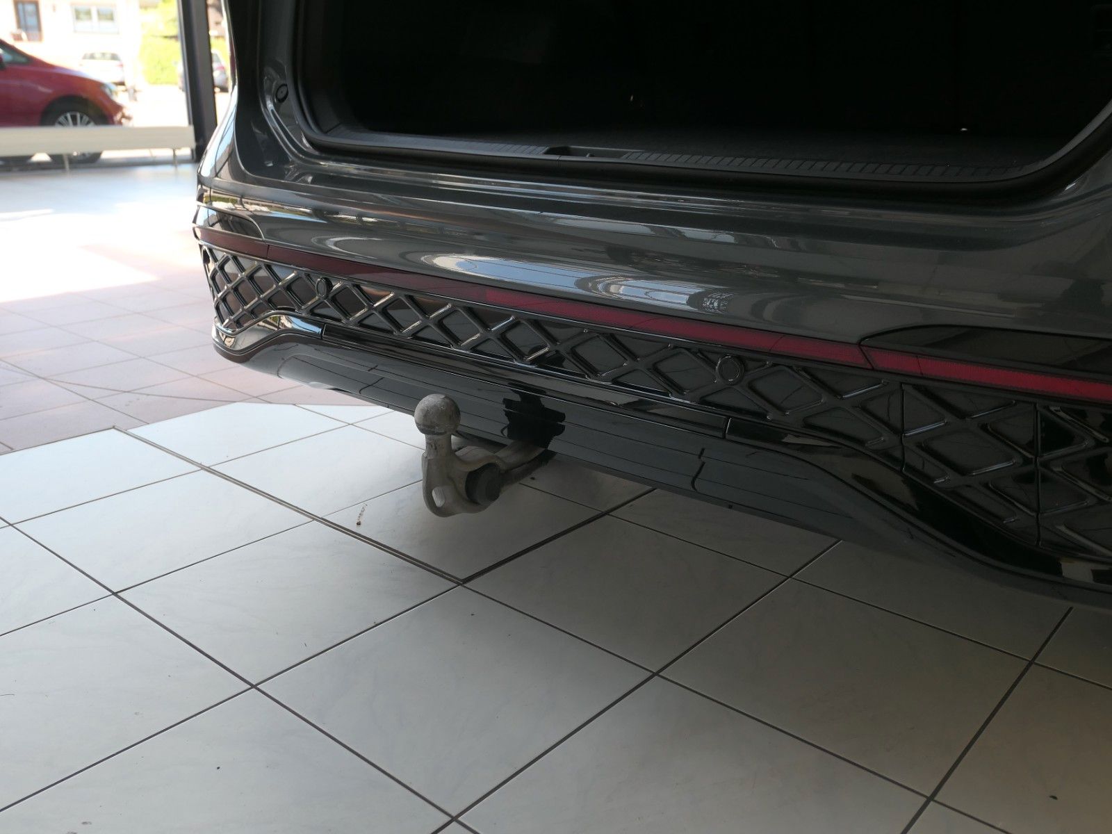 Fahrzeugabbildung Volkswagen Tiguan TDI R-Line*DSG*NAVI*AHK*Mass-sitz*Matrix