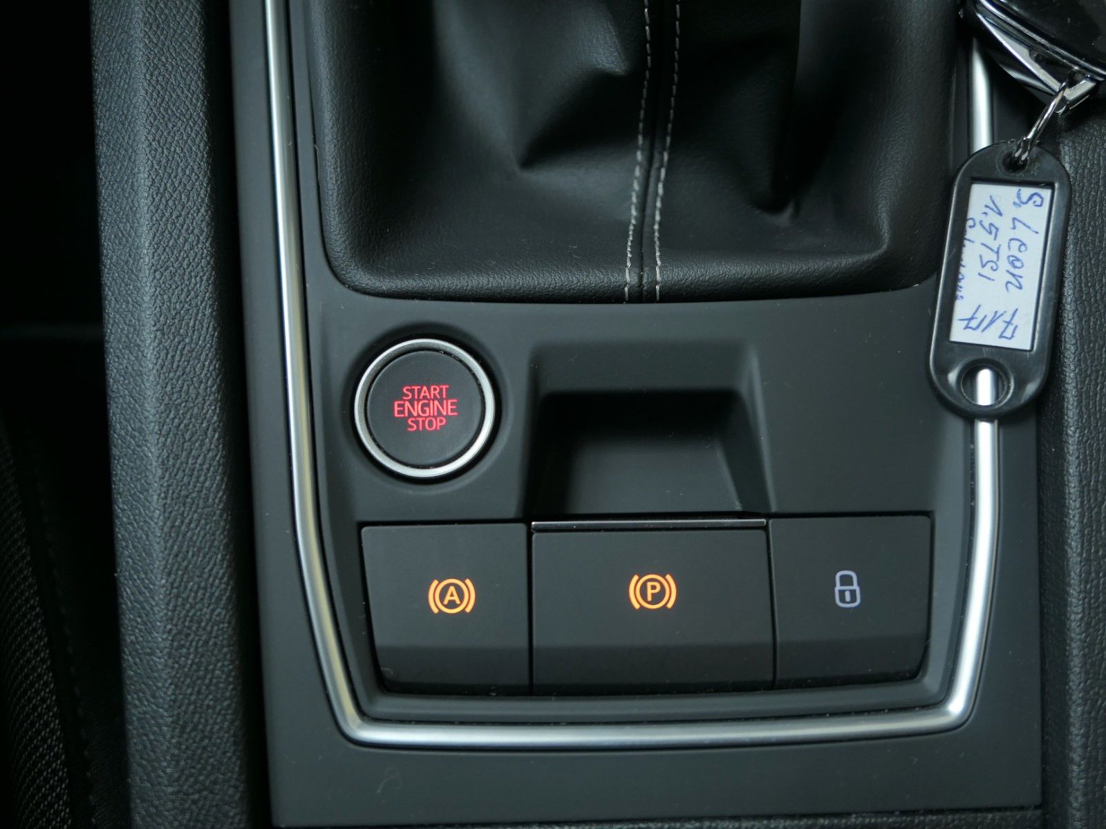 Fahrzeugabbildung SEAT Leon 1.5 TSI Style 6-Gang*LM*AppConn*