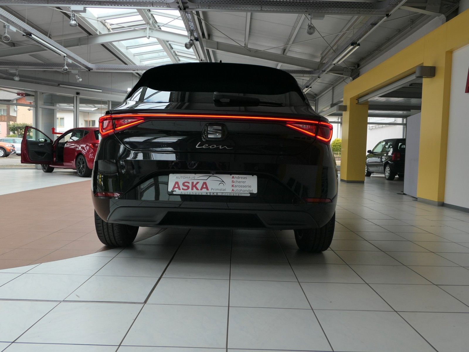 Fahrzeugabbildung SEAT Leon 1.5 TSI Style 6-Gang*LM*AppConn*
