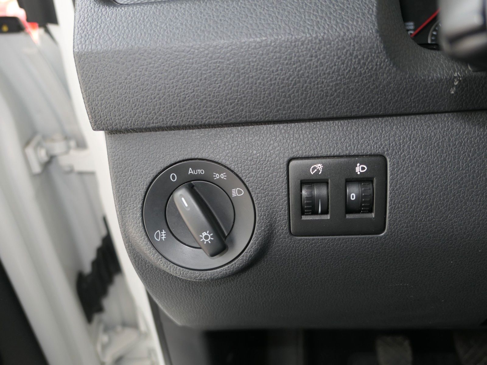 Fahrzeugabbildung Volkswagen Caddy Maxi Kasten*RFK*AppConnect*guter Zustand