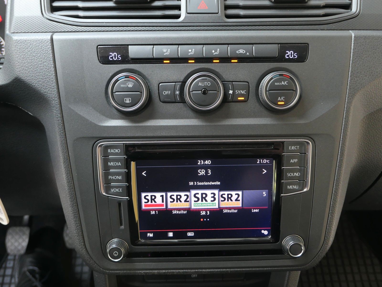 Fahrzeugabbildung Volkswagen Caddy Maxi Kasten*RFK*AppConnect*guter Zustand