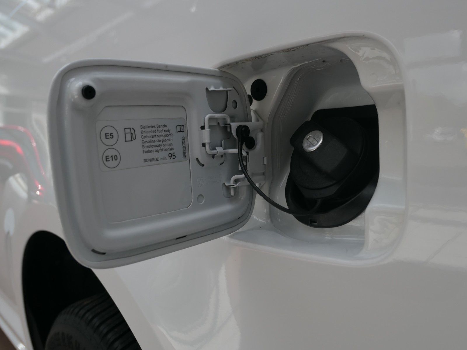 Fahrzeugabbildung Volkswagen Caddy Maxi Kasten*RFK*AppConnect*guter Zustand