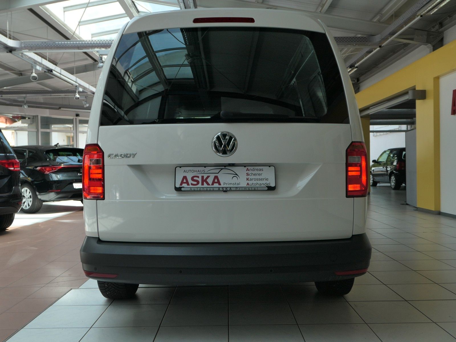 Fahrzeugabbildung Volkswagen Caddy Maxi Kasten*RFK*AppConnect*guter Zustand