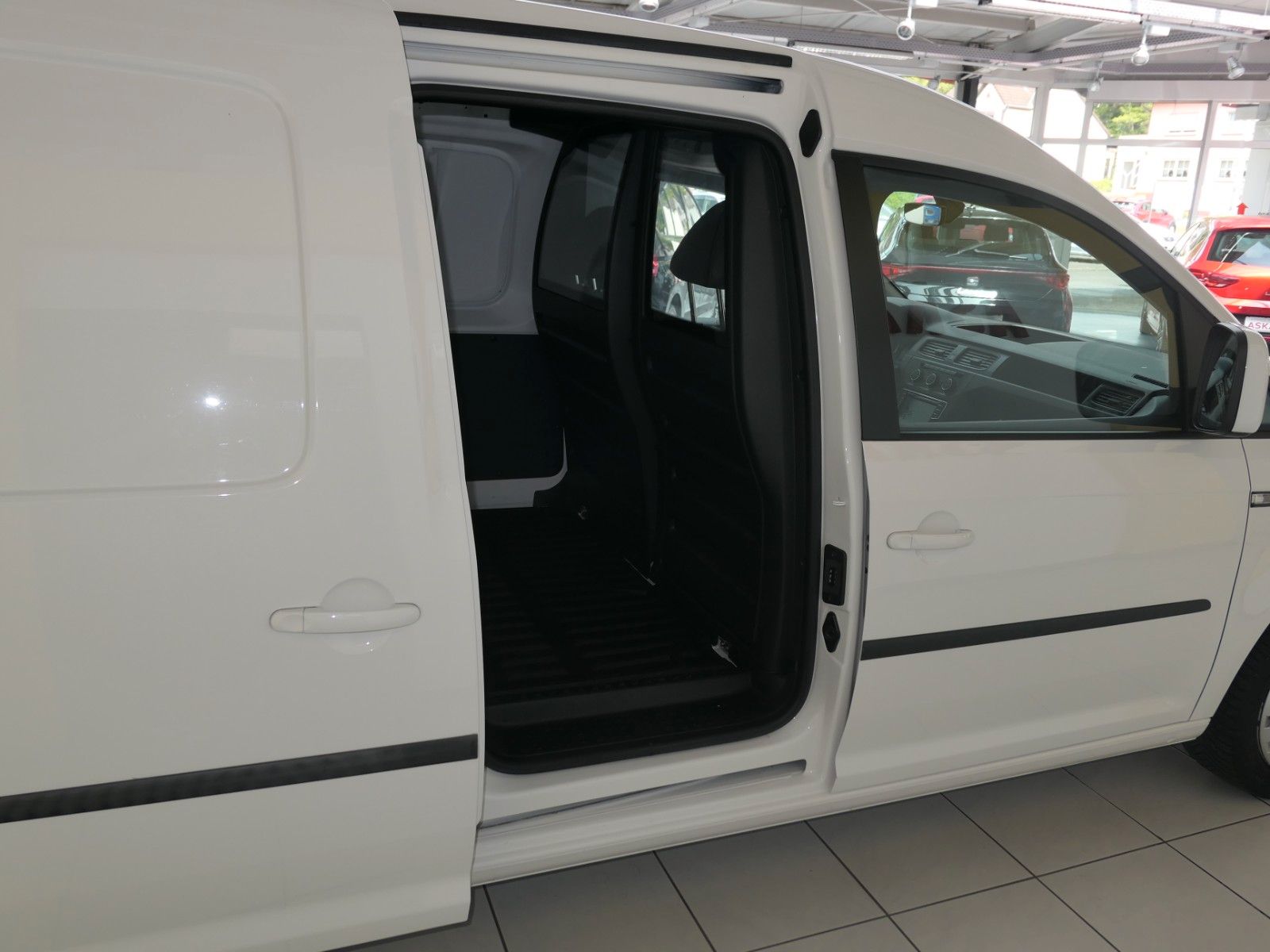 Fahrzeugabbildung Volkswagen Caddy Maxi Kasten*RFK*AppConnect*guter Zustand