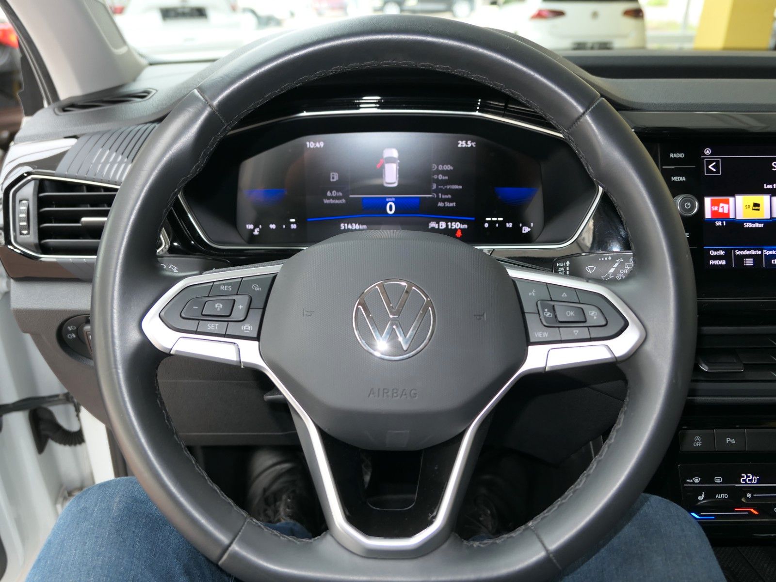 Fahrzeugabbildung Volkswagen T-Cross Style*App.Con*Desing-Paket schwarz*LM18"