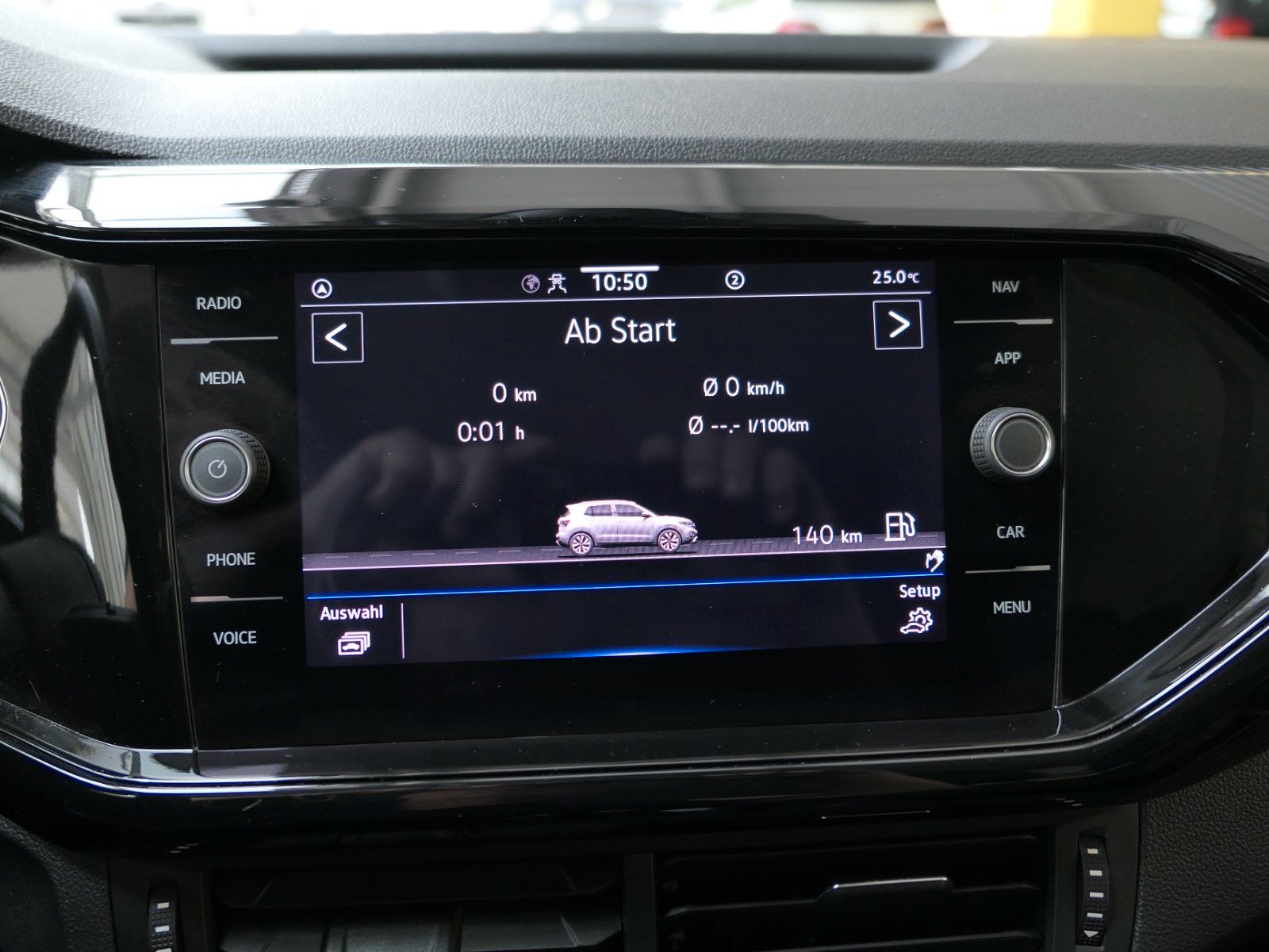 Fahrzeugabbildung Volkswagen T-Cross Style*App.Con*Desing-Paket schwarz*LM18"