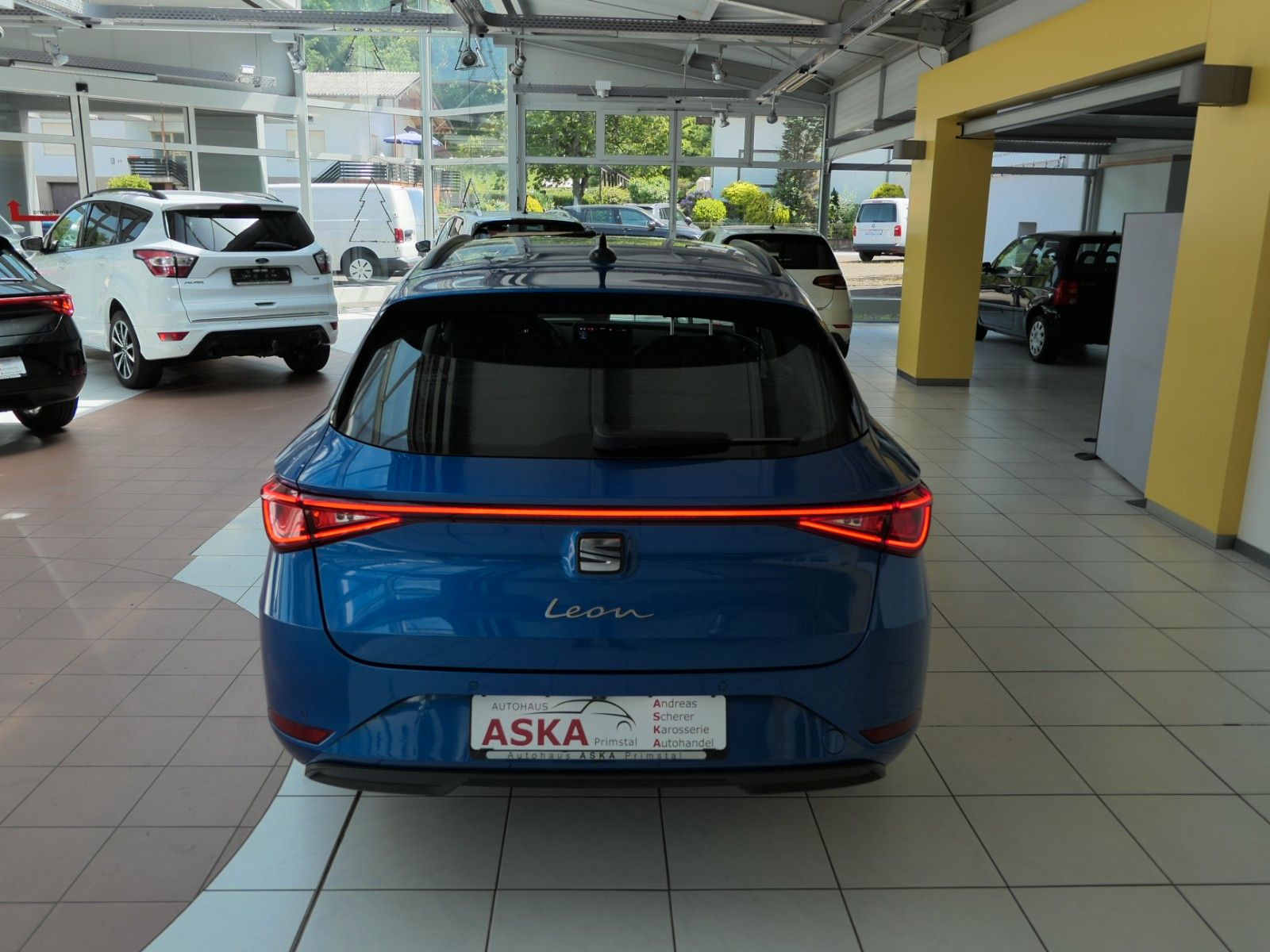 Fahrzeugabbildung SEAT Leon Sportstourer 1.5 TSI Style *LM*Parklenkass*