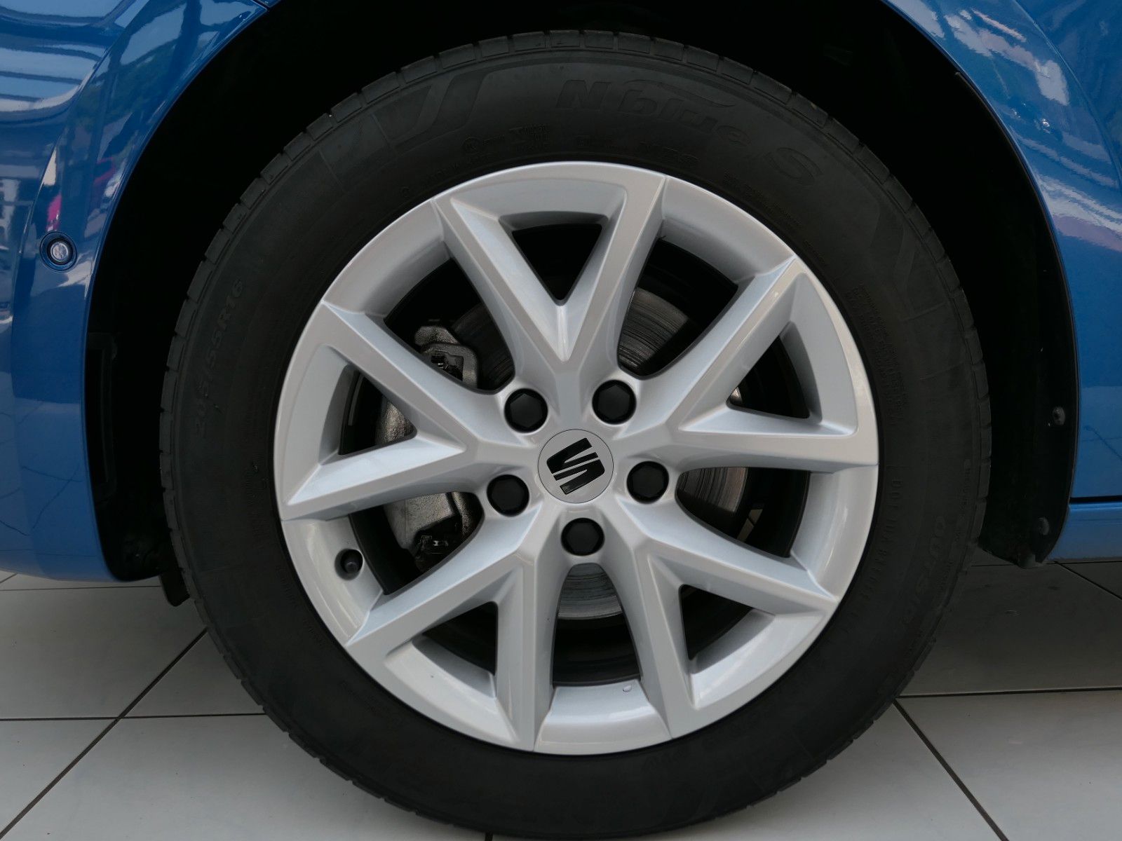 Fahrzeugabbildung SEAT Leon Sportstourer 1.5 TSI Style *LM*Parklenkass*