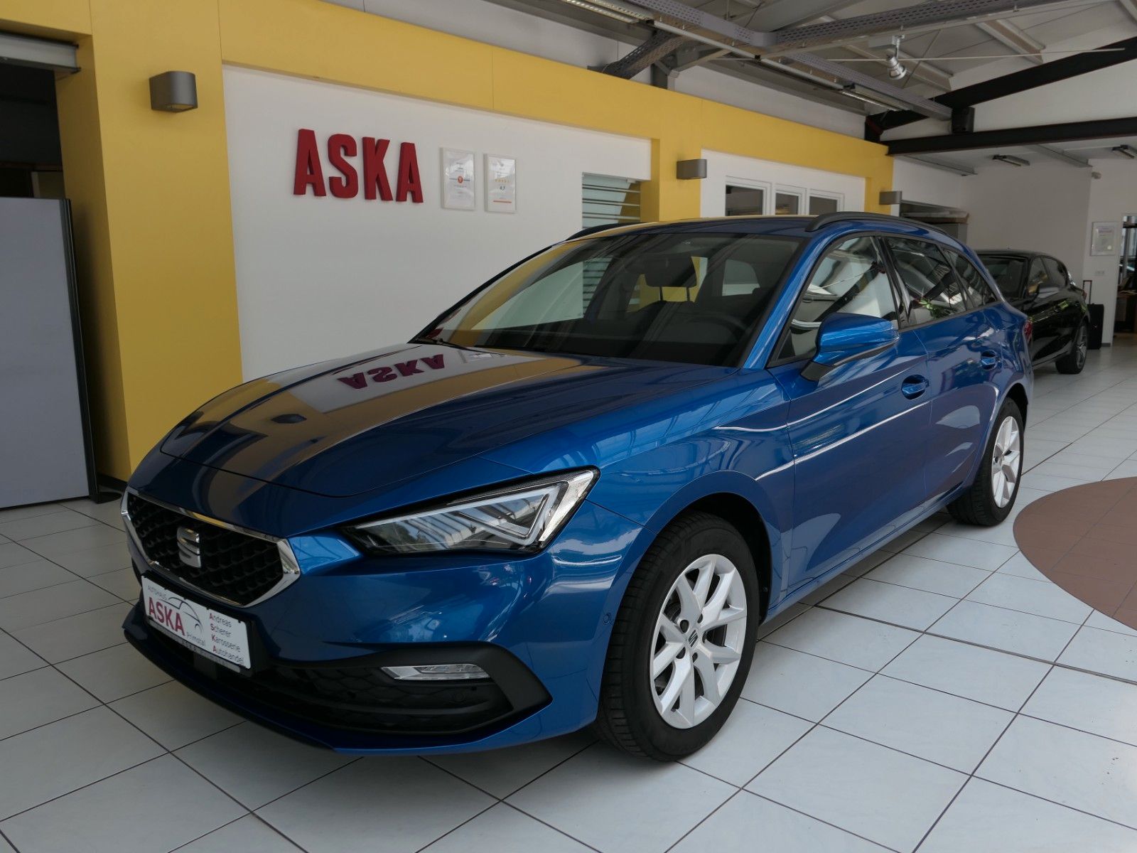 Fahrzeugabbildung SEAT Leon Sportstourer 1.5 TSI Style *LM*Parklenkass*