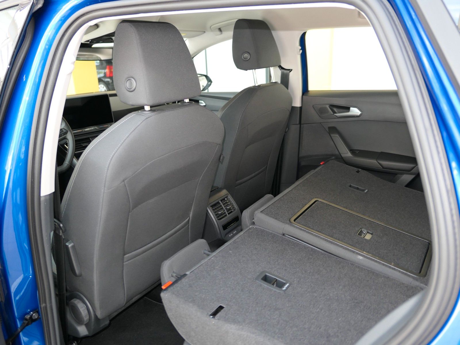 Fahrzeugabbildung SEAT Leon Sportstourer 1.5 TSI Style *LM*Parklenkass*