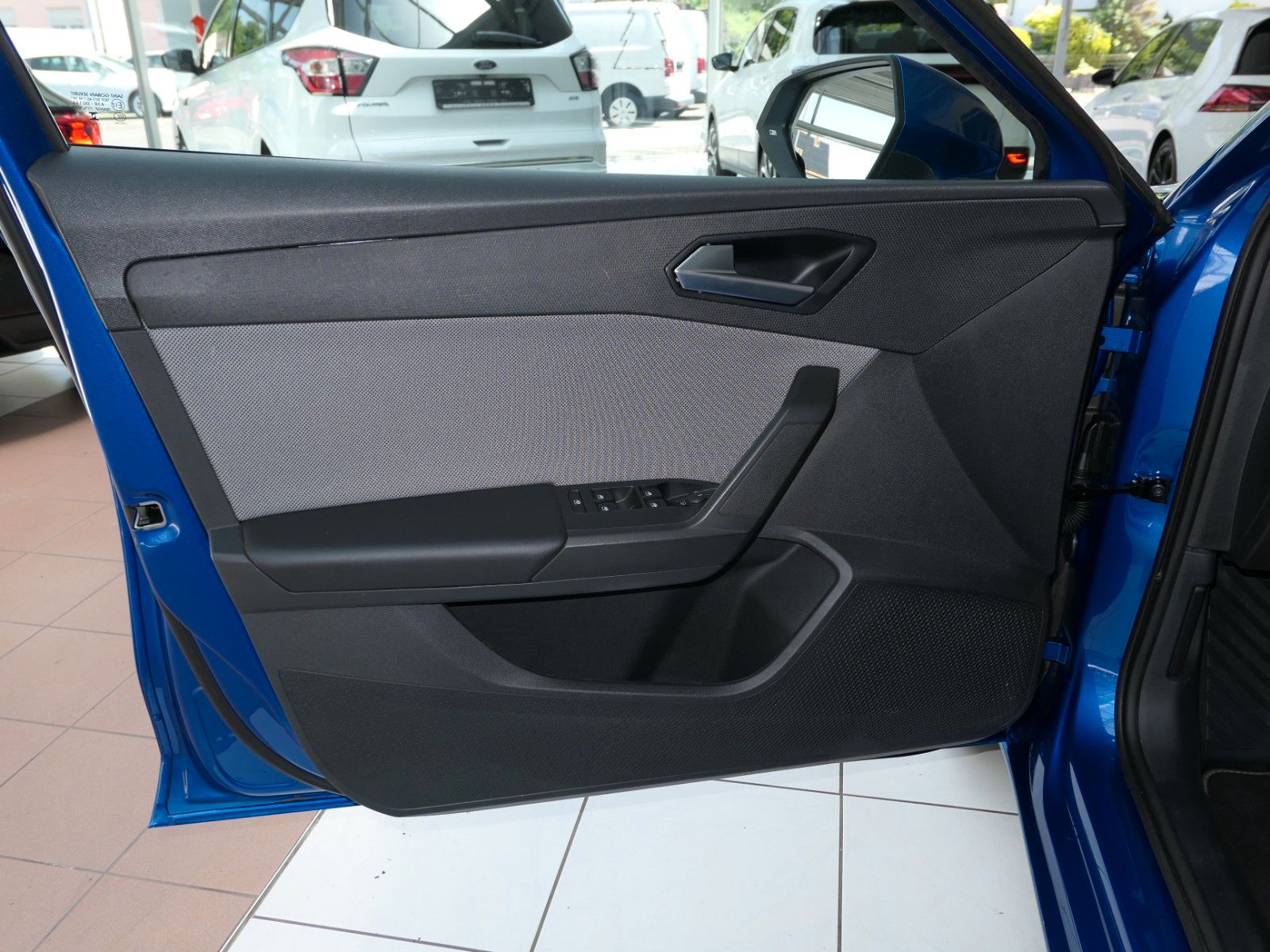 Fahrzeugabbildung SEAT Leon Sportstourer 1.5 TSI Style *LM*Parklenkass*