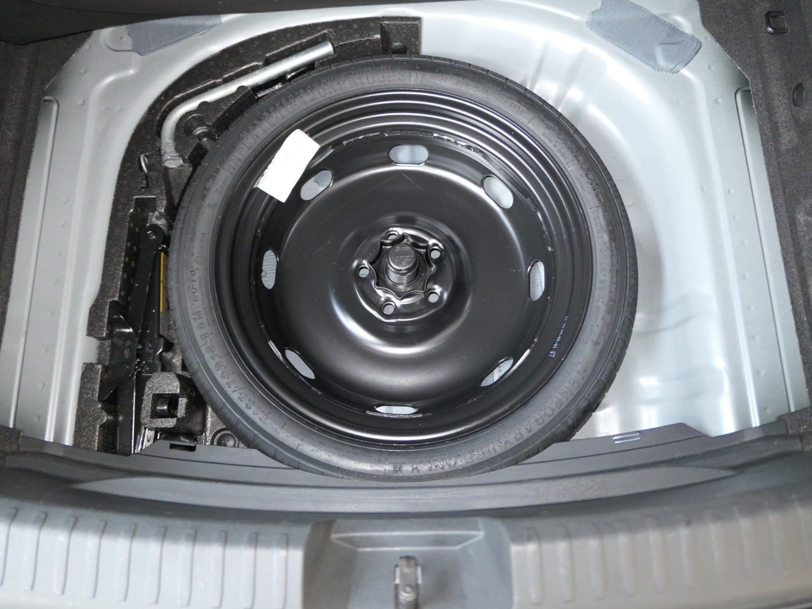 Fahrzeugabbildung CUPRA Leon 1.5 eTSI DSG*NAVI*RFK*dig.Cockpit*LM18"
