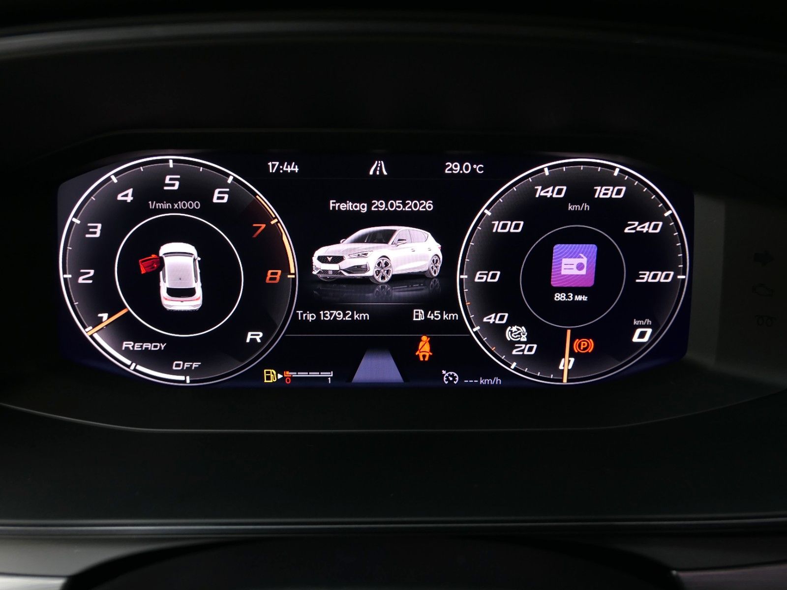 Fahrzeugabbildung CUPRA Leon 1.5 eTSI DSG*NAVI*RFK*dig.Cockpit*LM18"
