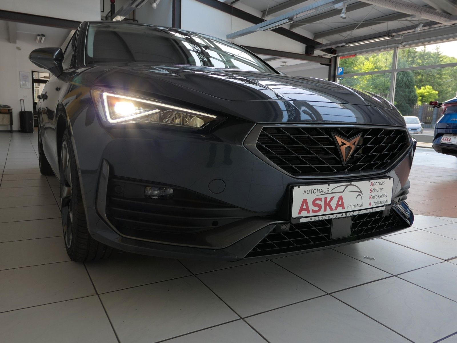 Fahrzeugabbildung CUPRA Leon 1.5 eTSI DSG*NAVI*RFK*dig.Cockpit*LM18"