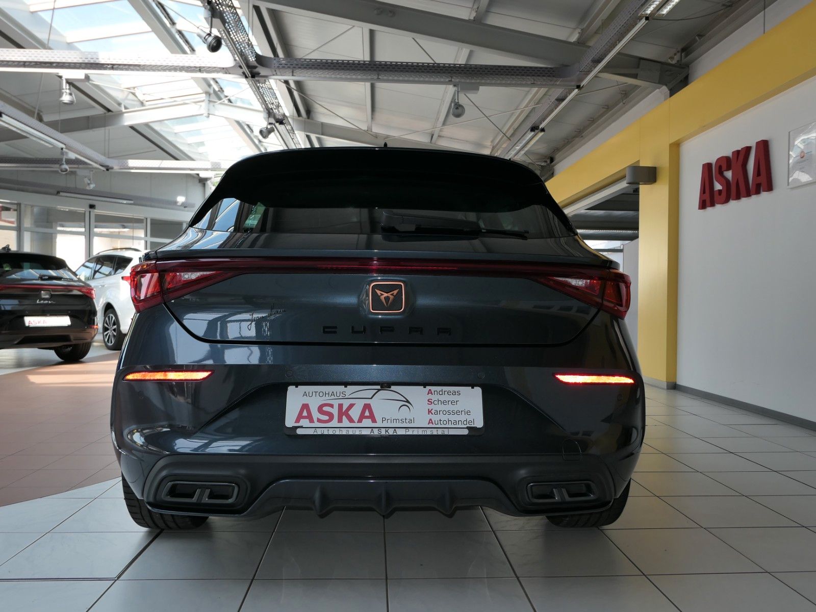 Fahrzeugabbildung CUPRA Leon 1.5 eTSI DSG*NAVI*RFK*dig.Cockpit*LM18"