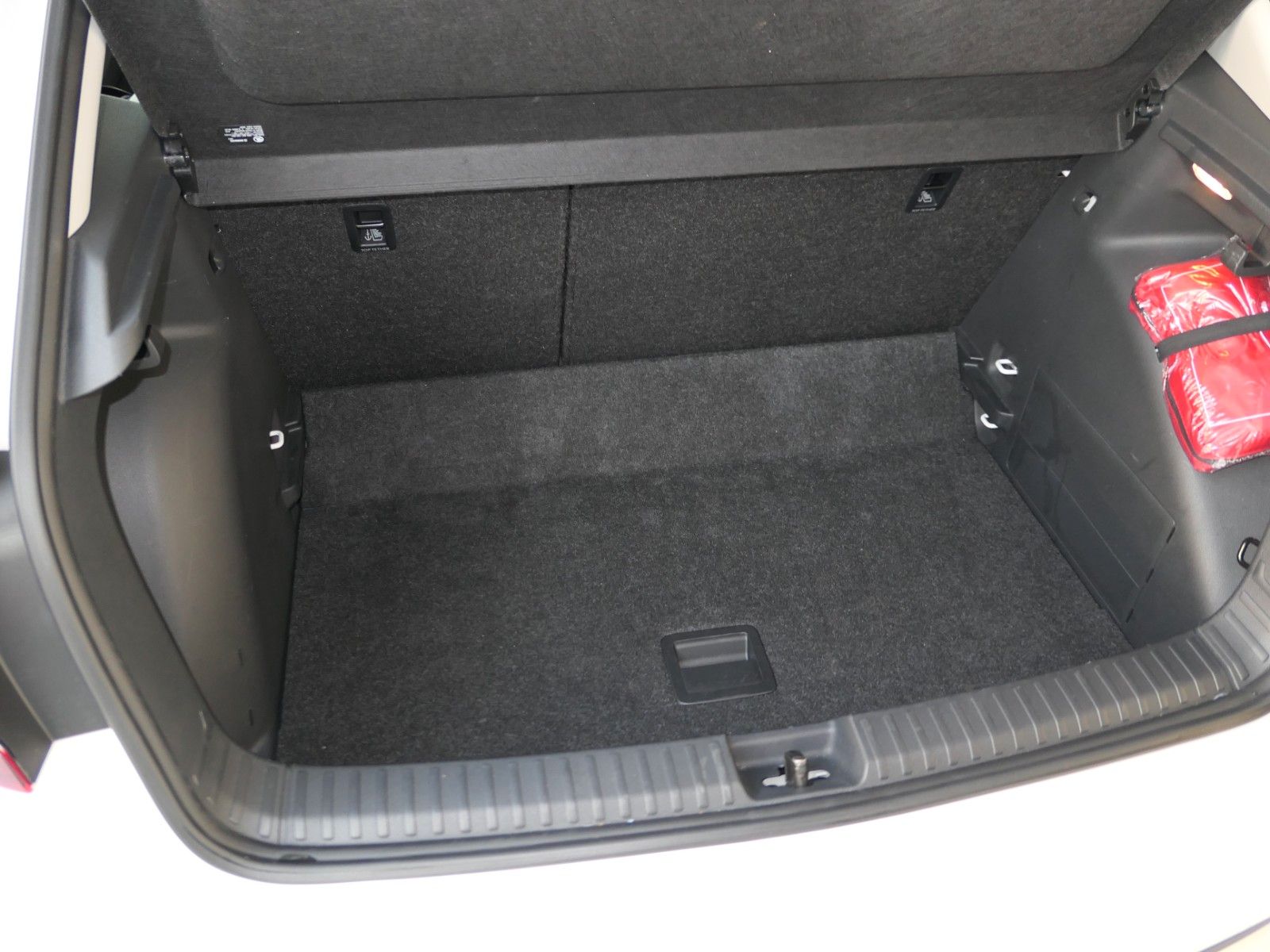Fahrzeugabbildung SKODA Fabia Active 4 Türen * LED * PDC * TOP Zustand
