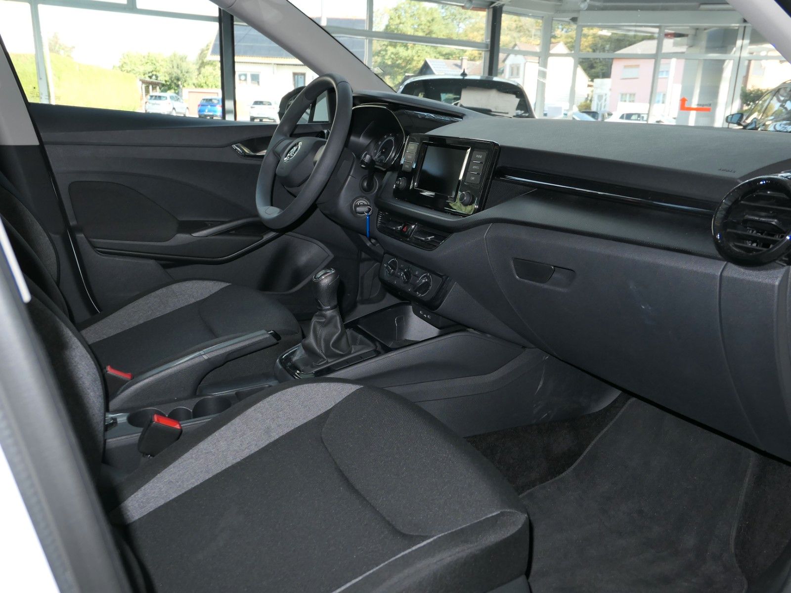 Fahrzeugabbildung SKODA Fabia Active 4 Türen * LED * PDC * TOP Zustand