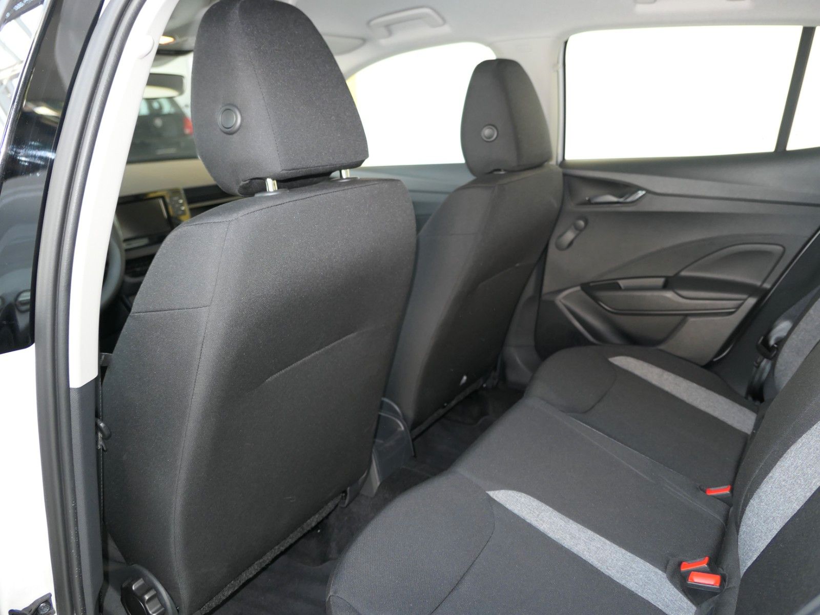 Fahrzeugabbildung SKODA Fabia Active 4 Türen * LED * PDC * TOP Zustand