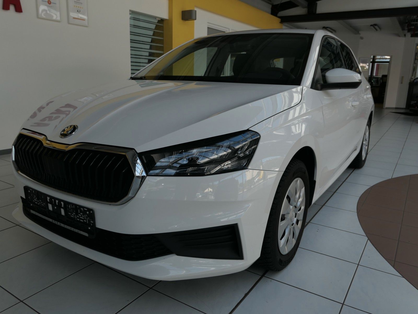 Fahrzeugabbildung SKODA Fabia Active 4 Türen * LED * PDC * TOP Zustand