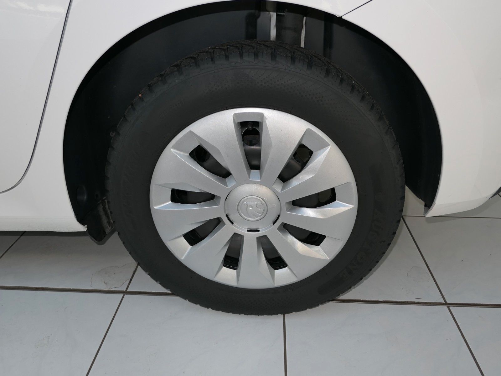 Fahrzeugabbildung SKODA Fabia Active 4 Türen * LED * PDC * TOP Zustand