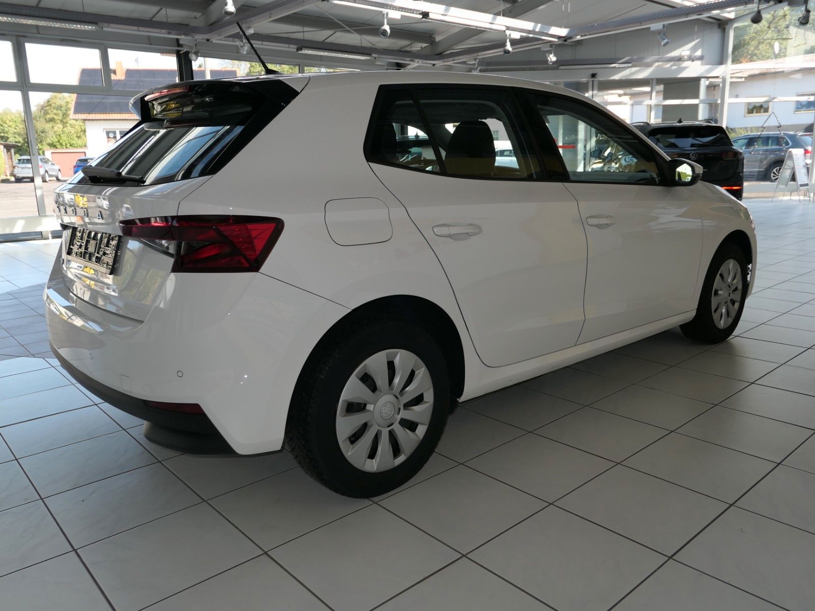 Fahrzeugabbildung SKODA Fabia Active 4 Türen * LED * PDC * TOP Zustand