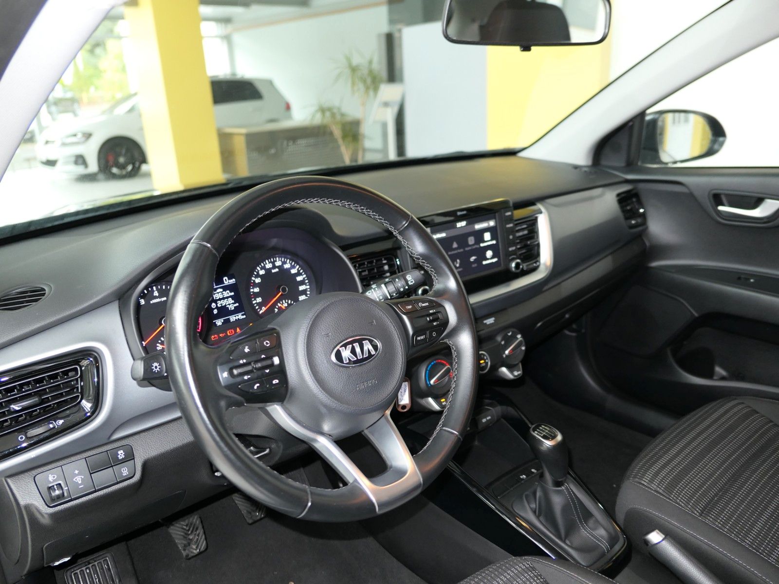 Fahrzeugabbildung Kia Stonic 1.0 T-GDI - AndroidAauto - Carplay